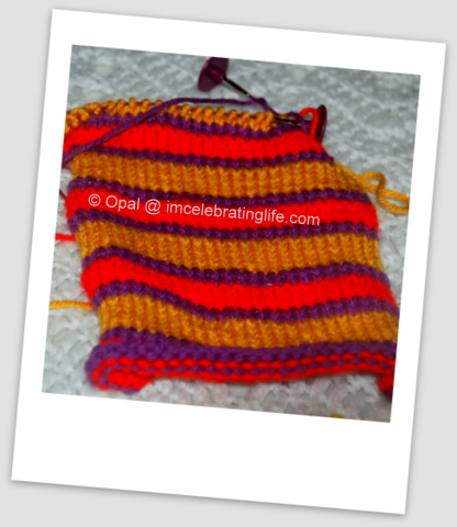 Knitting: COlorful amigurumi snake; work in progress